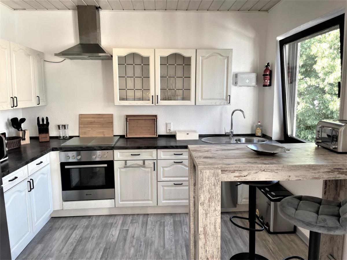 Апартаменти Traumaussicht Kamin Balkon Burgblick 65 Zoll Tv Netflix Sky Joyn Lindenplatz Буллай Екстер'єр фото